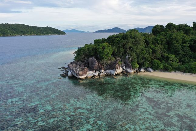 Land for sale in Kepulauan Anambas Regency, Kepulauan Anambas Regency, Id