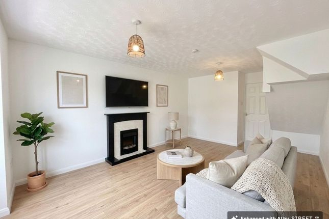 19 Comfrey Close, Stoke-On-Trent photo 2