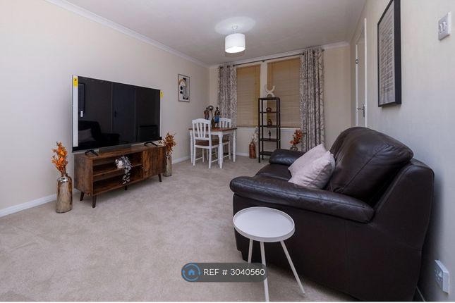 Studio flat on Headland Court, Aberdeen, £550/mo