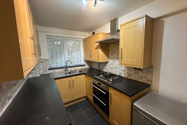 10, HEMEL HEMPSTEAD photo 4
