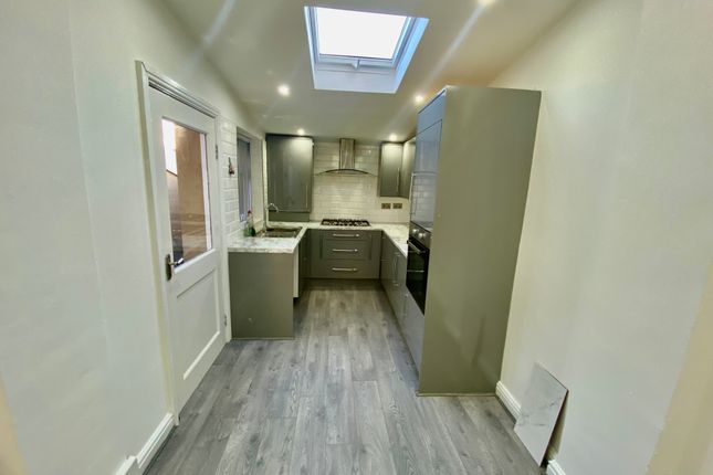 30, Whalley Street, Burnley photo 5