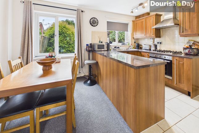 22 Dreieich Close, Stafford photo 4