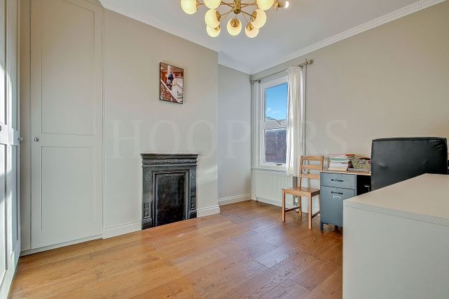 47A, Redfern Road, London photo 3