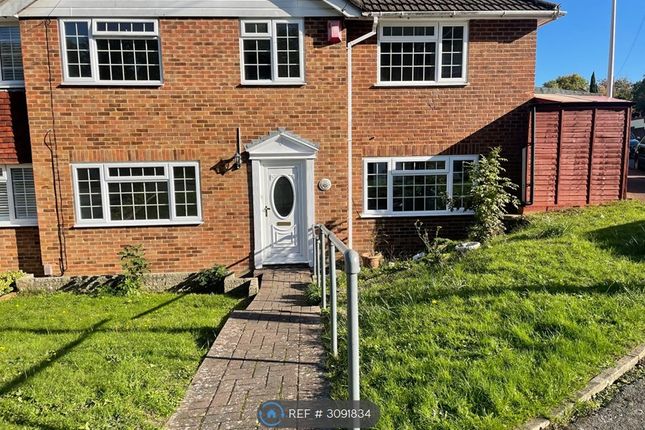 5 Bedroom Semi-Detached in ME8 0SE