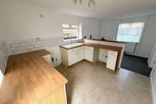 29 Brondeg Crescent, Swansea photo 2