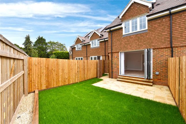 2, Ripplesmere Close, Windsor photo 4