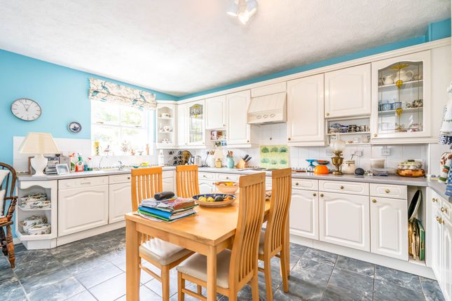 Kitchen/Breakfast Ro