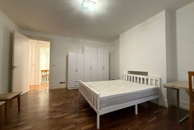 9B, Hyde Park Mansions, London photo 3