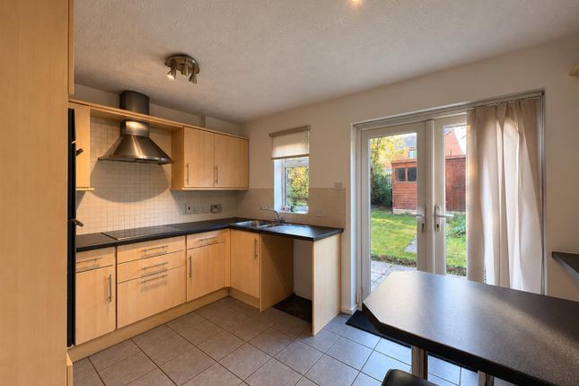 Blackthorn Drive, Nottingham photo 4