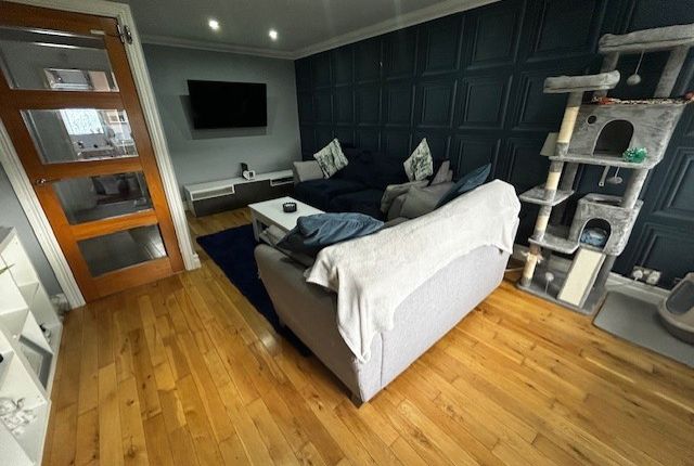 EARLSTON CRESCENT, North Lanarkshire photo 2