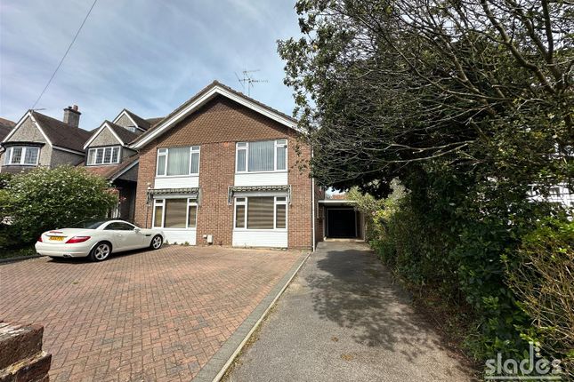 Thumbnail Flat for sale in Stirling Road, Winton, Bournemouth