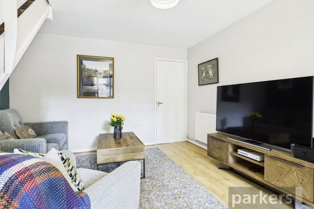 101, Dovehouse Close, Witney photo 4