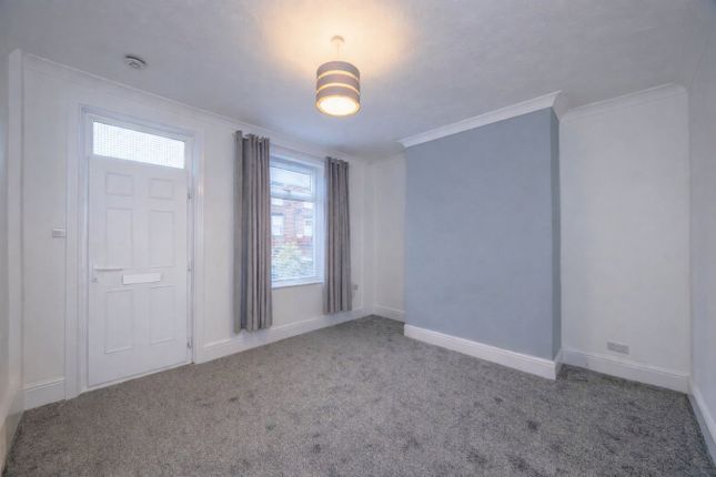 100, Snydale Road, Barnsley photo 2
