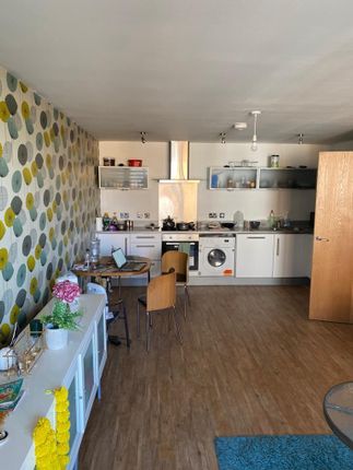 17, Amethyst House,, South Fifth Street, Milton Keynes photo 4