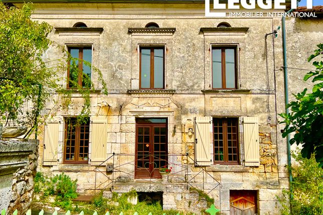 Thumbnail Villa for sale in Rudeau-Ladosse, Dordogne, Nouvelle-Aquitaine