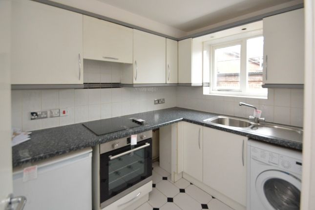 5, Amberley Place, Windsor photo 4