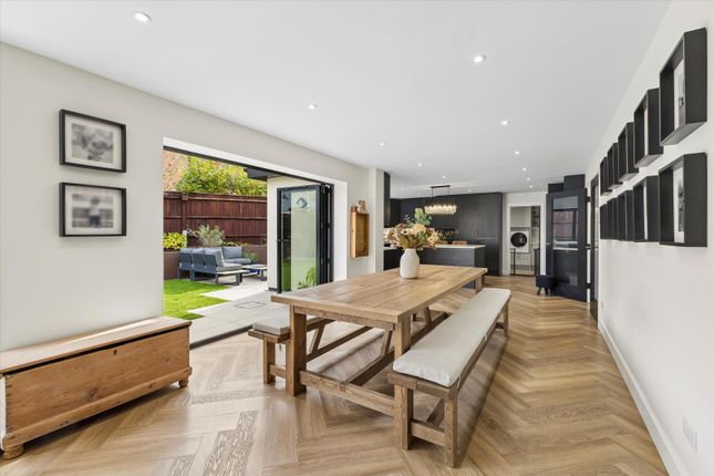 6, Bercote Close, Winchester photo 4