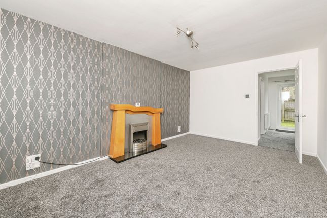 15, Stoney Cross Street, Huddersfield photo 4