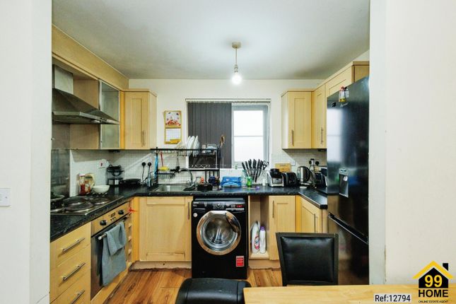 Flat for sale in Blueberry Avenue, Manchester
