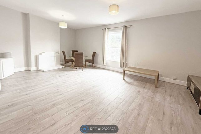 A Knutsford Road, Warrington photo 3