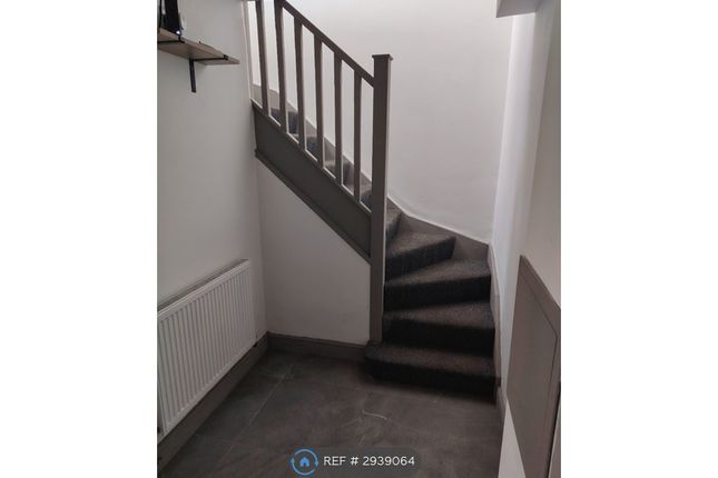 Norbury Avenue, Thornton Heath photo 4