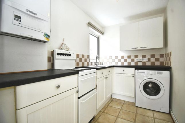 18, Sutton Court, Hull photo 4
