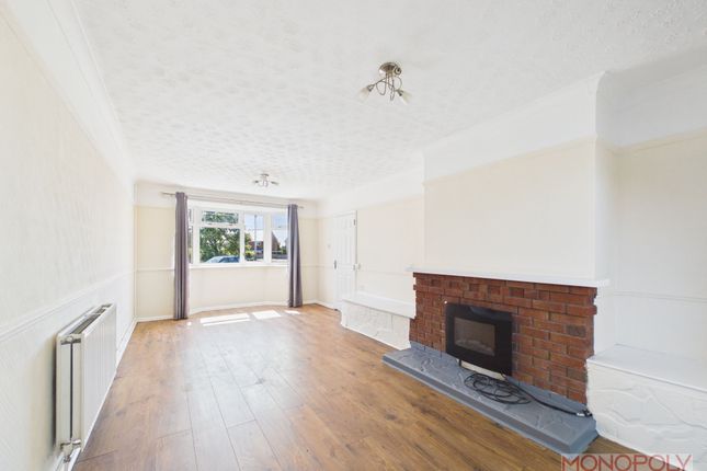 2 Bedwell Crescent, Wrexham photo 3