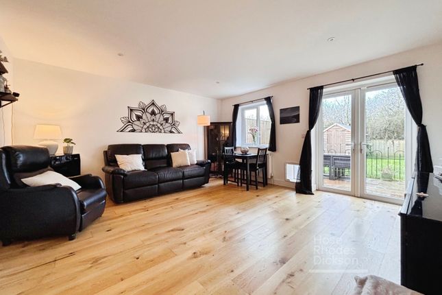 98, Alvington Manor View, Isle of Wight photo 3