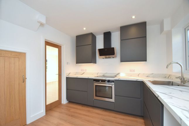 23 The Quadrant, St. Ives photo 3