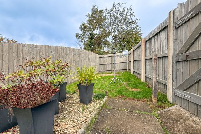 6 Cheviot Close, Newport photo 4