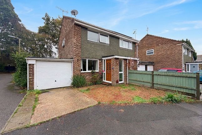 43 Cheviot Drive, Southampton photo 4
