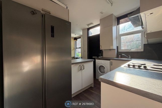 Beechwood Terrace, Burley, Leeds photo 2