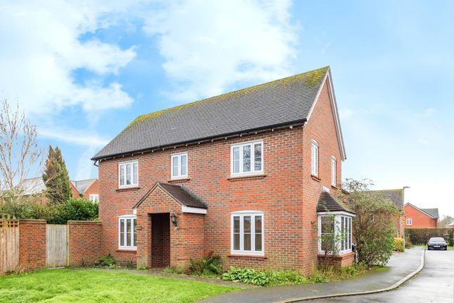 Thumbnail Link-detached house for sale in Staggs Road, Thame