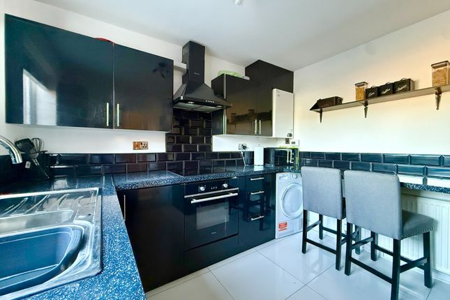 11, North Road, Great Yarmouth photo 3