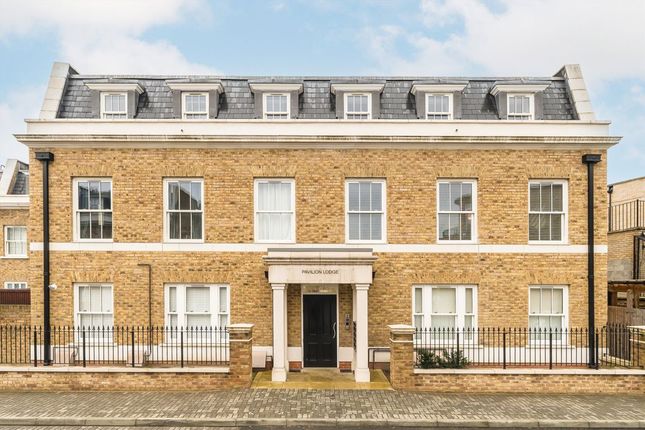 1-bed flat on Flat 5, Pavilion Lodge, 17, Bowling Green Square, London, £470,000