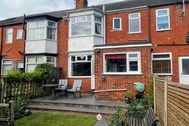 3-bed terraced on 6, Aysgarth Avenue, Hull, £156,800