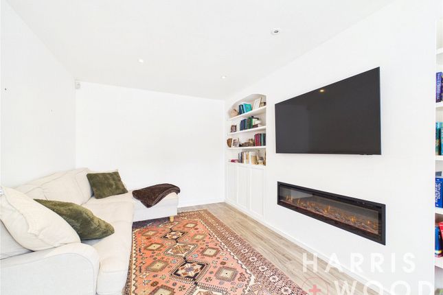 2, Robert Cameron Mews, Essex photo 4