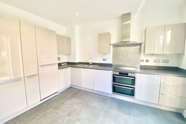 45, Whiston Road, London photo 2