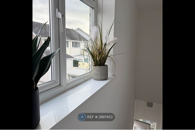 Flat, Southgate Avenue, Llantrisant photo 3