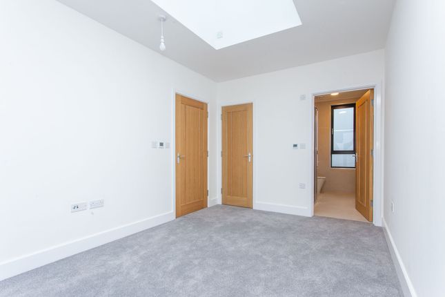 Terraced house for sale in 7 Norfolk Towers Way, Guston