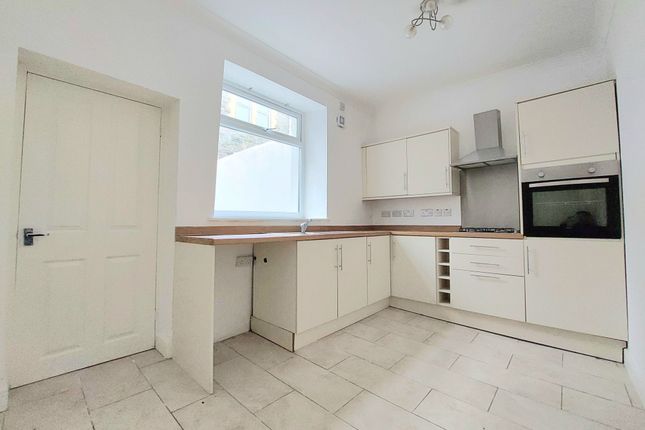 38 West Taff Street, Porth photo 5
