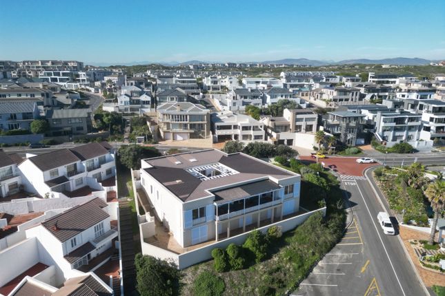 Property for sale in Sir David Baird Drive, Bloubergstrand, Western Cape, 7441