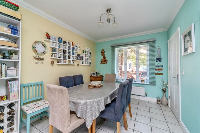 71, Ashmead Road, Bedford photo 4