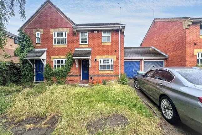2-bed house on Fletcher, Fletcher Close, Beckton, £1,850/mo