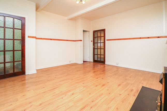20, East Avenue, Blairhall photo 3