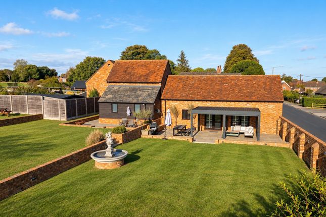 3-bed house on 88 Aylesbury Road, Aylesbury, £775,000