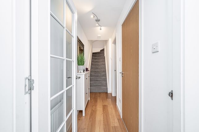 15, Norway Gardens, Dunfermline photo 4