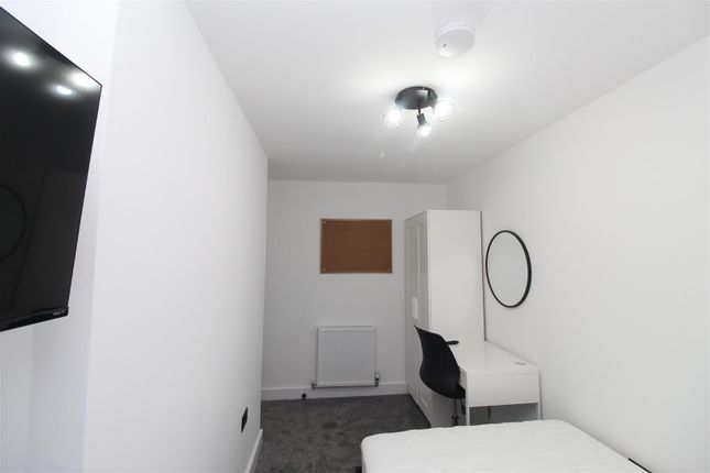 1A, Wyeverne Road, Cardiff photo 3