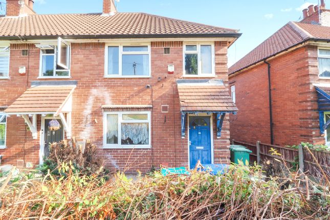 3-bed terraced on 53 Blake Crescent, 53 Blake Crescent, Mansfield, £40,000