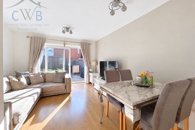 1 Linnitt Road, Snodland photo 2